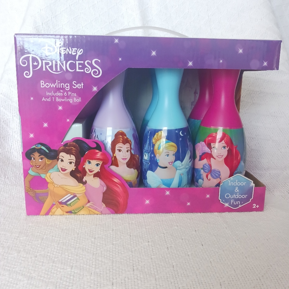 Disney Princess Bowling Set Age 2+ - Picture 1 of 8
